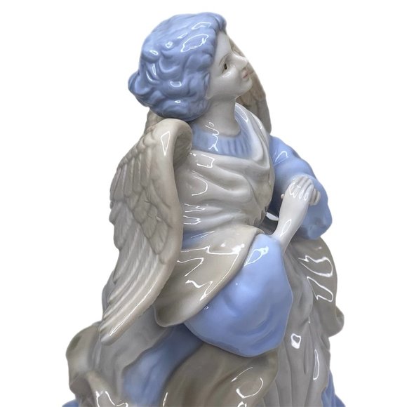 Music Box Angel plays "Joy to the World" Vintage - Picture 12 of 14